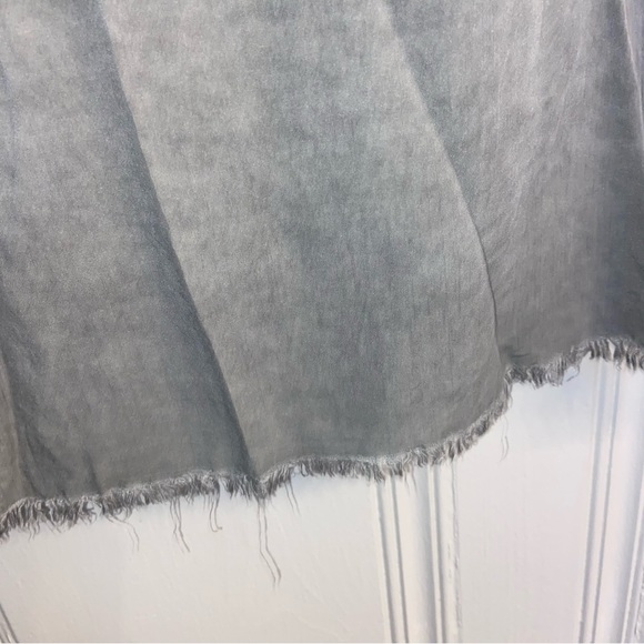 Umgee Distressed Buttondown Shirt - Picture 3 of 5